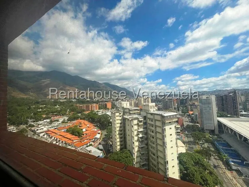 Oficina en Venta en Los Dos Caminos, Distrito Metropolitano - 9