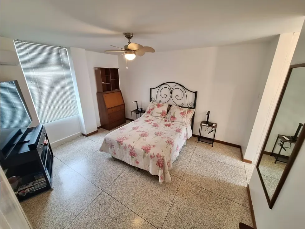 ALQUILER DE APARTAMENTO EN LA URB. SANTA EDUVIGIS - 10