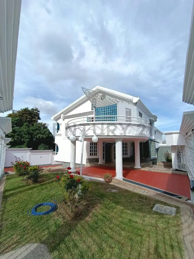 Venta de Casa en Urbanizacion Pan de Azucar , Altos Mirandinos