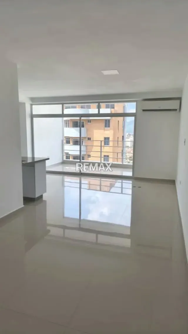 EXCLUSIVO EN SABANA LARGA Alquiler en Res. Sevilla Villarreal, Torre A - 16