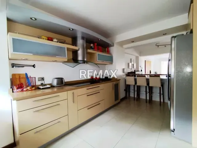 VENTA DE APARTAMENTO PENTHOUSE TRIPLEX CON TERRAZA EN LAS MERCEDES - 8