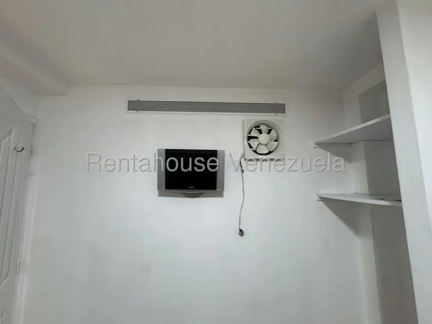 Apartamento (1 Nivel) en Venta en Agua Sal, Miranda - 16