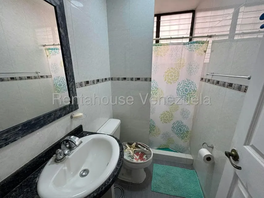 Apartamento (1 Nivel) en Venta en Agua Sal, Miranda - 24