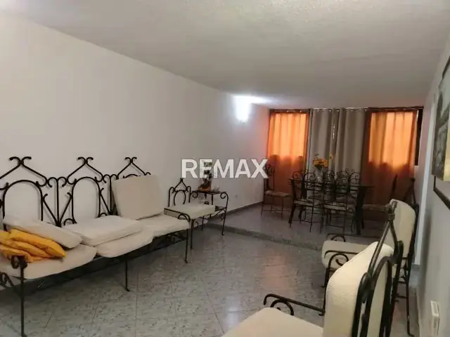 En Venta Apartamento en San Diego - Res. Orion