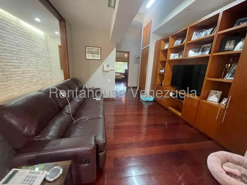 Townhouse (Multiples Niveles) en Venta en La Lagunita Country Club, Distrito Metropolitano - 11