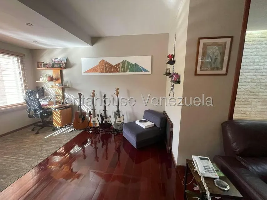 Townhouse (Multiples Niveles) en Venta en La Lagunita Country Club, Distrito Metropolitano - 12