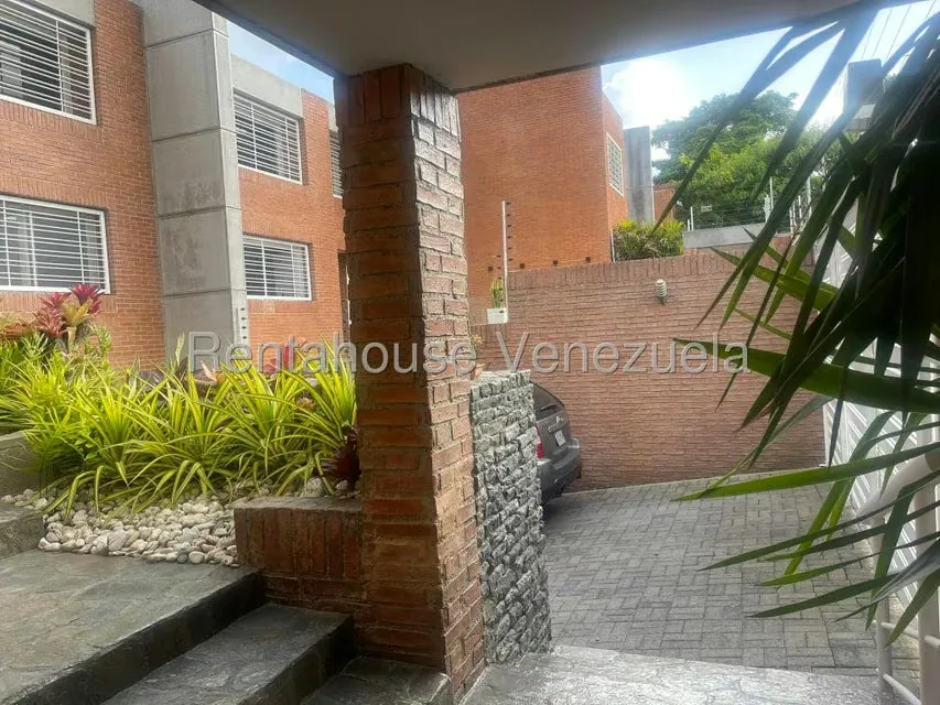 Townhouse (Multiples Niveles) en Venta en La Lagunita Country Club, Distrito Metropolitano - 35