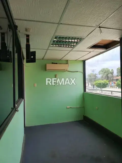 Local Comercial en venta CC. Aeroclub