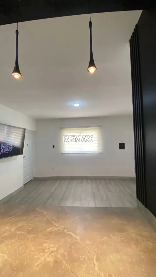 TOWNHOUSE MODERNO EN LA URBANIZACION MONTE CLARO - 10