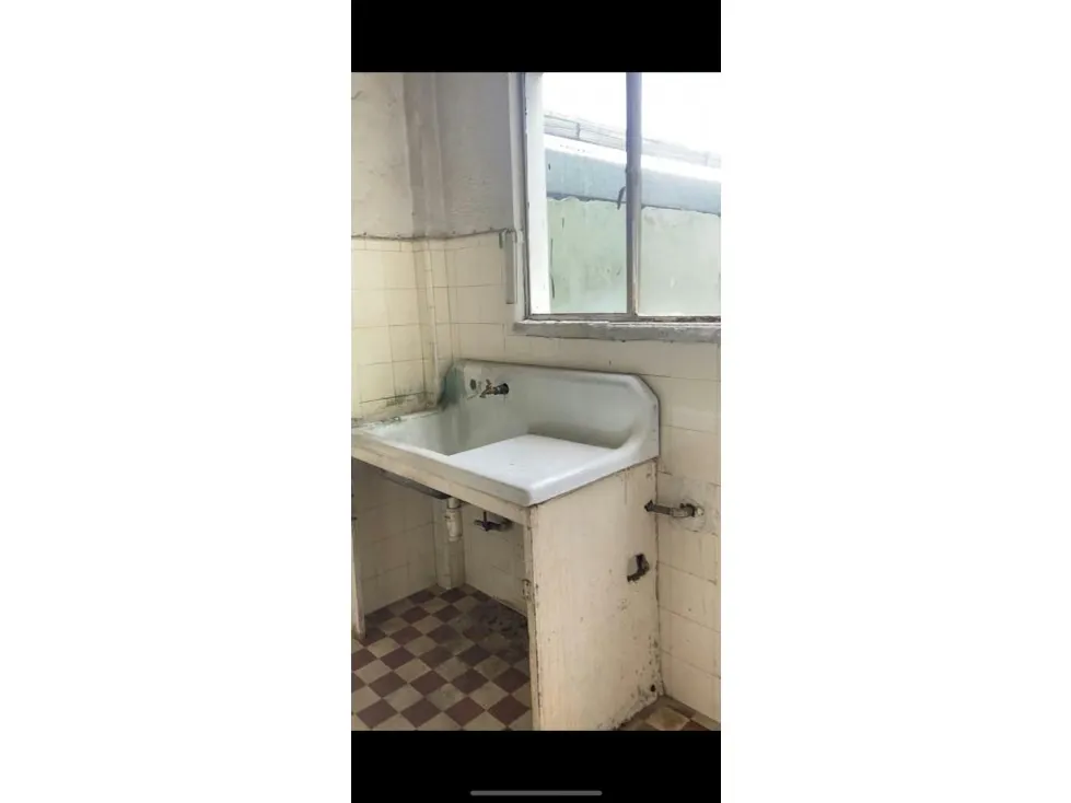 Local Comercial y galpon en Venta Av.Sucre de Catia de 800m2 - 6