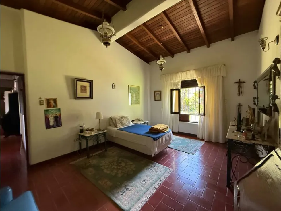 Se vende casa 500m2 6H/8B/4P Cerro Verde - 10