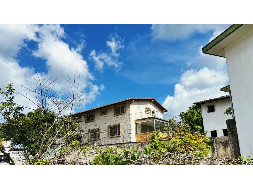 CASA - URB. MIRANDA - 350 Mts2 - 7