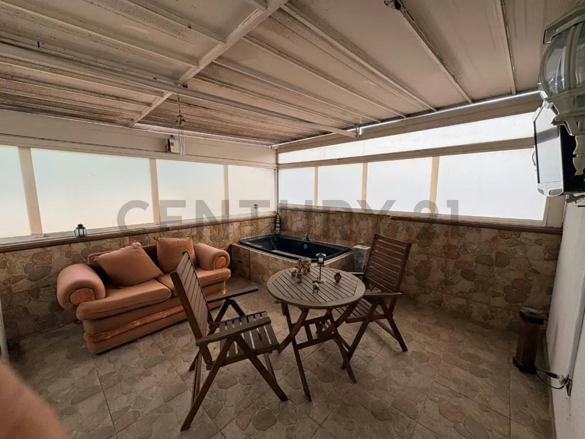 Casa en venta en Los Chaguaramos - 13
