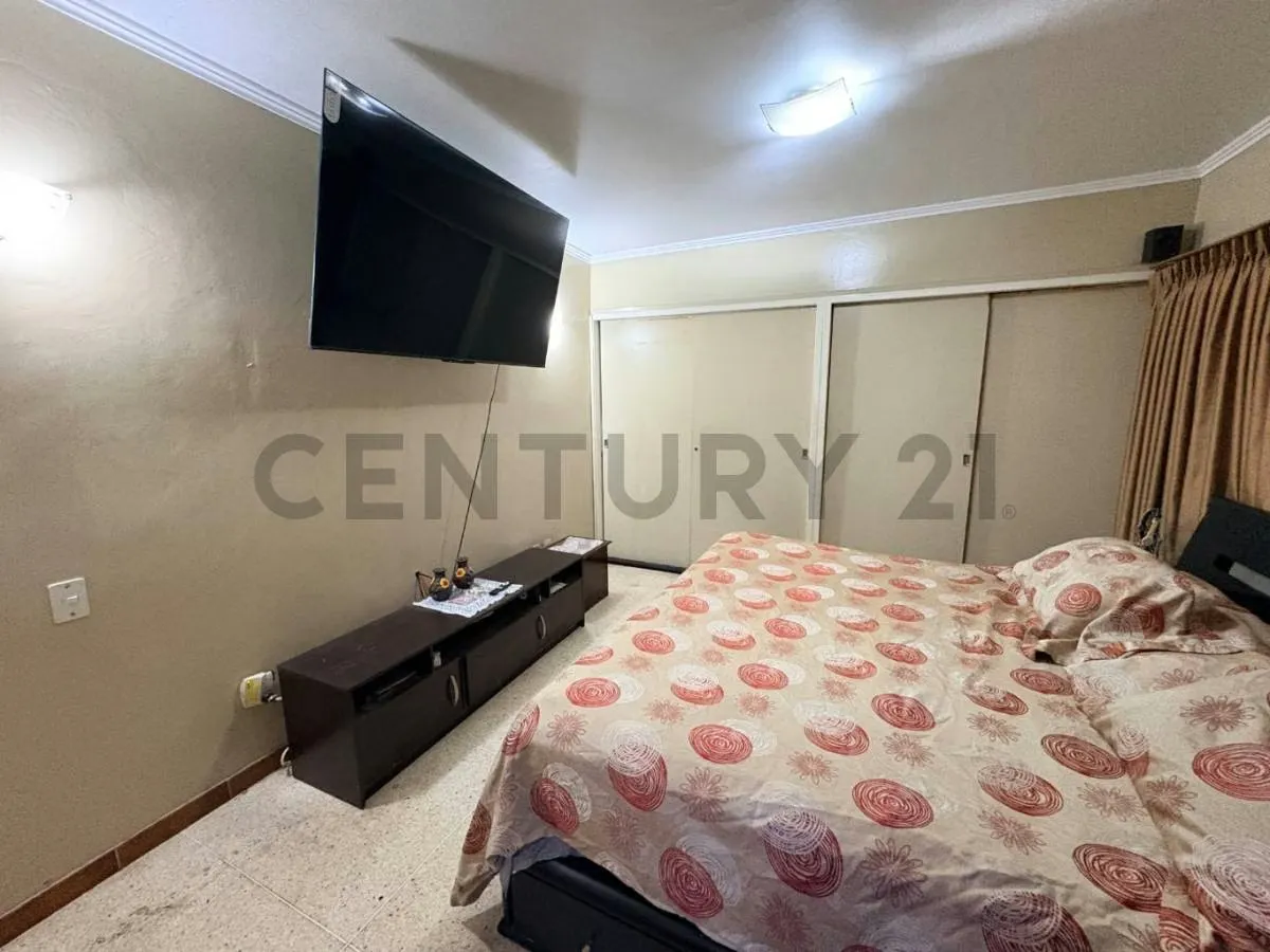 Casa en venta en Los Chaguaramos - 8