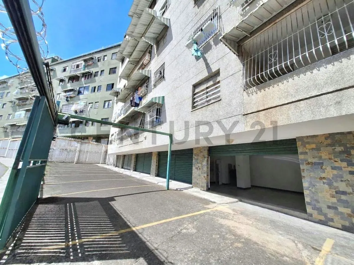 Venta de Local Comercial Urb.Monte Cristo Caracas - 2