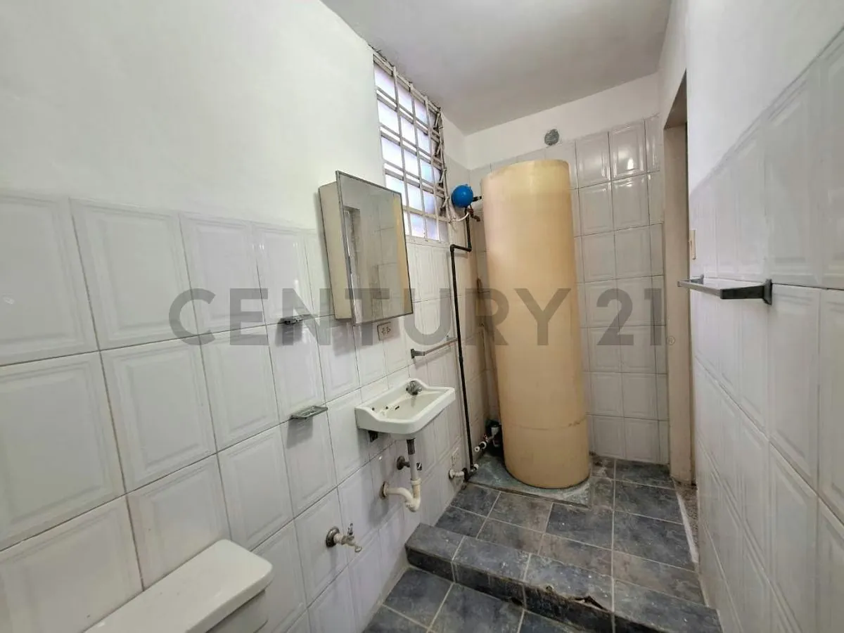Venta de Local Comercial Urb.Monte Cristo Caracas - 5