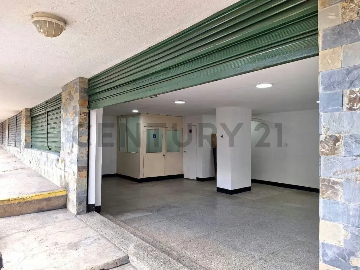 Venta de Local Comercial Urb.Monte Cristo Caracas - 6