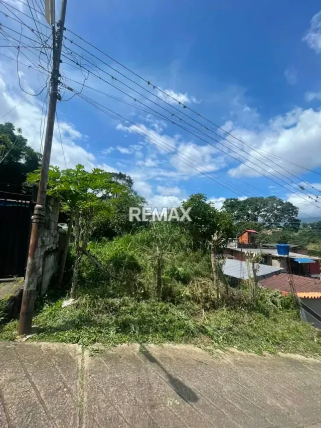 Terreno en la aldea Tonono San Cristóbal