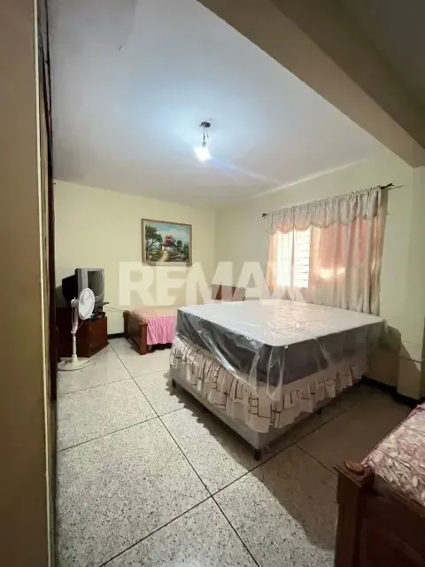 Se vende Inmueble multipropósito, Sector Indio Mara - 4