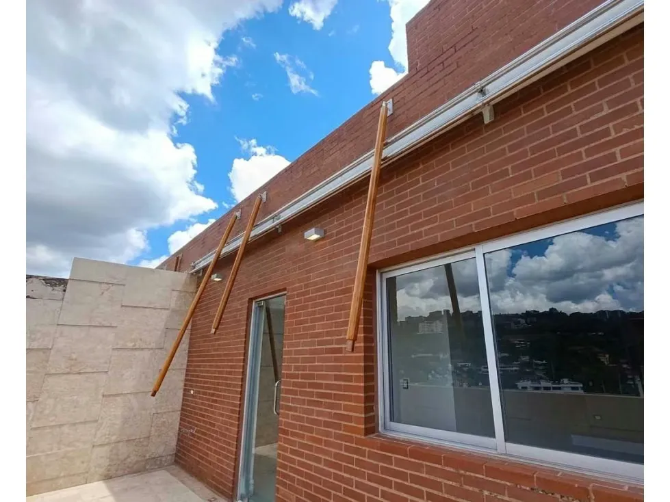En Venta PH Dúplex en Las Mercedes 130mts2 2H/2+1/2B/2PE