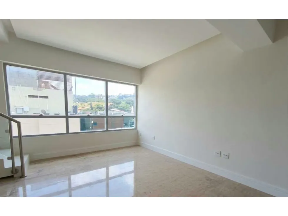 En Venta PH Dúplex en Las Mercedes 130mts2 2H/2+1/2B/2PE - 3
