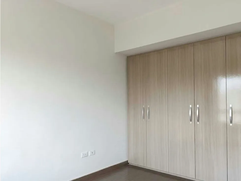 En Venta PH Dúplex en Las Mercedes 130mts2 2H/2+1/2B/2PE - 6