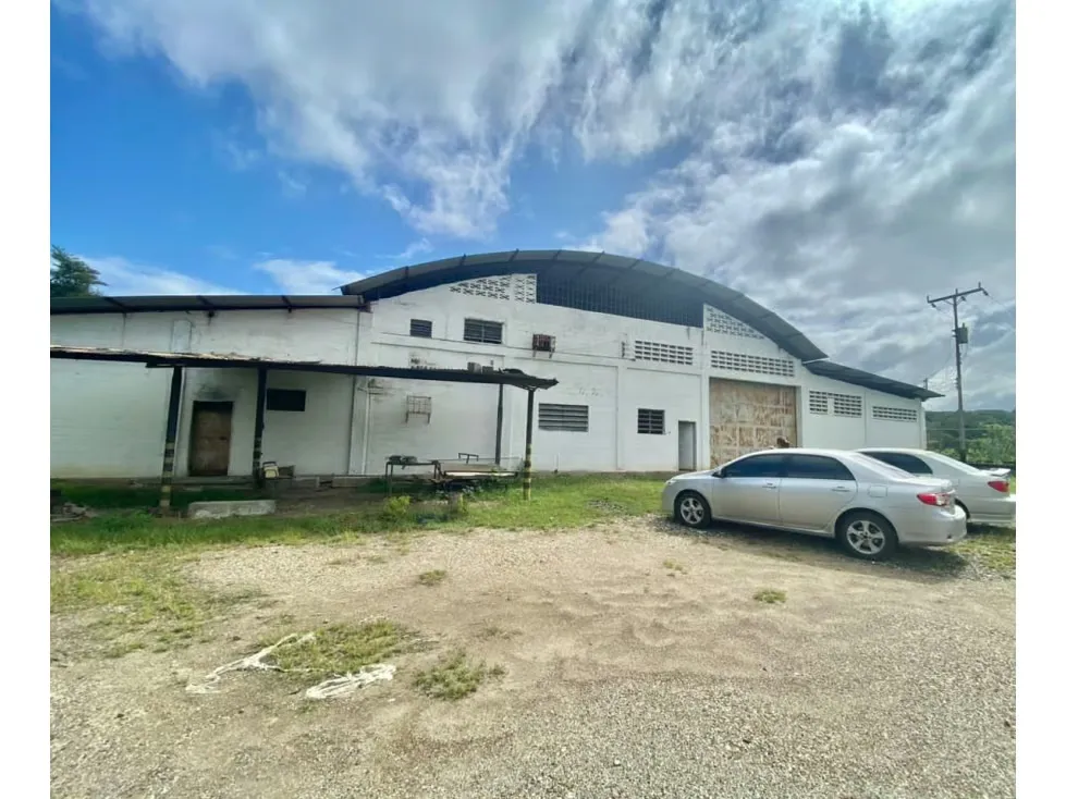 GALPON INDUSTRIAL CARRETERA CHARALLAVE OCUMARE 6700 M2T, 5000 M2C - 3