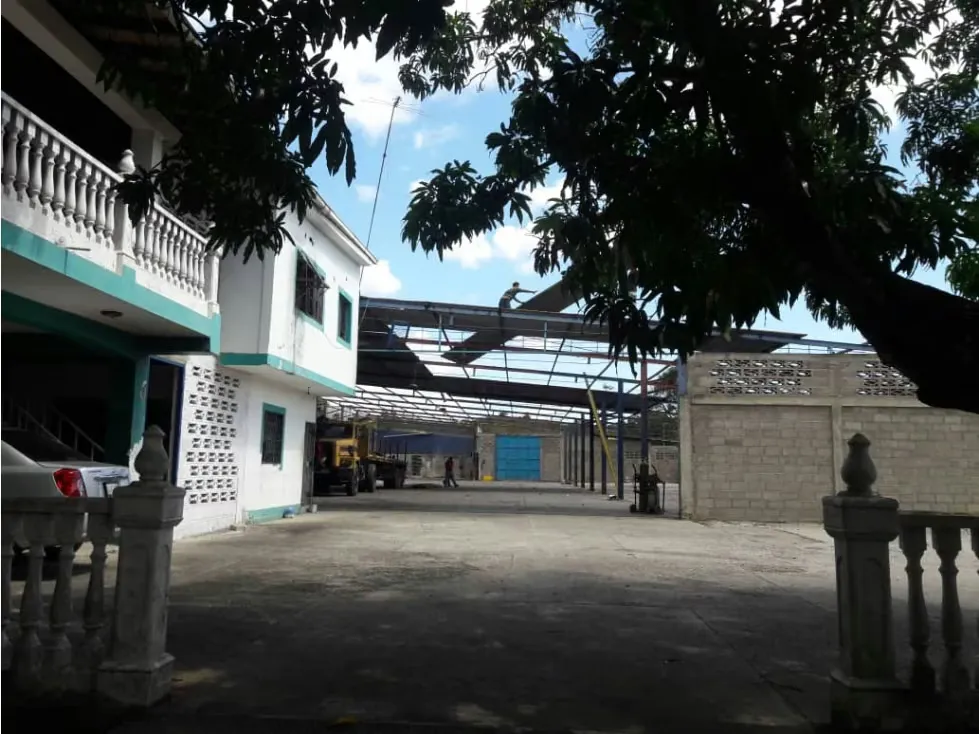 GALPON INDUSTRIAL CARRETERA CHARALLAVE OCUMARE 6700 M2T, 5000 M2C - 8