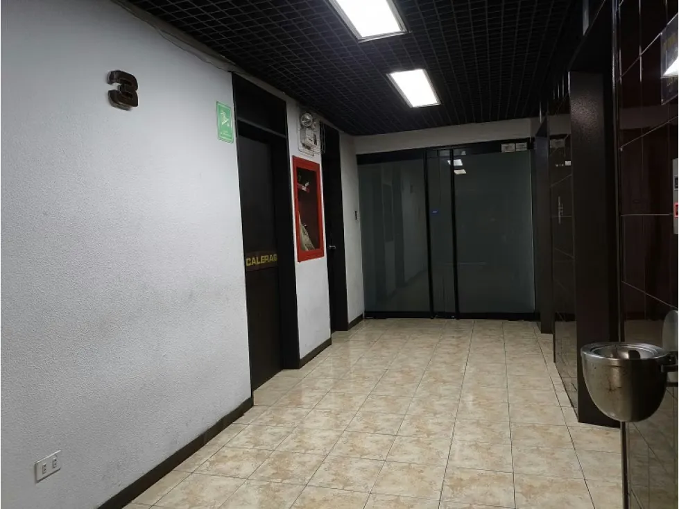 Alquilo oficina 460m2 Altamira 5813 - 11