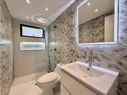 View 10