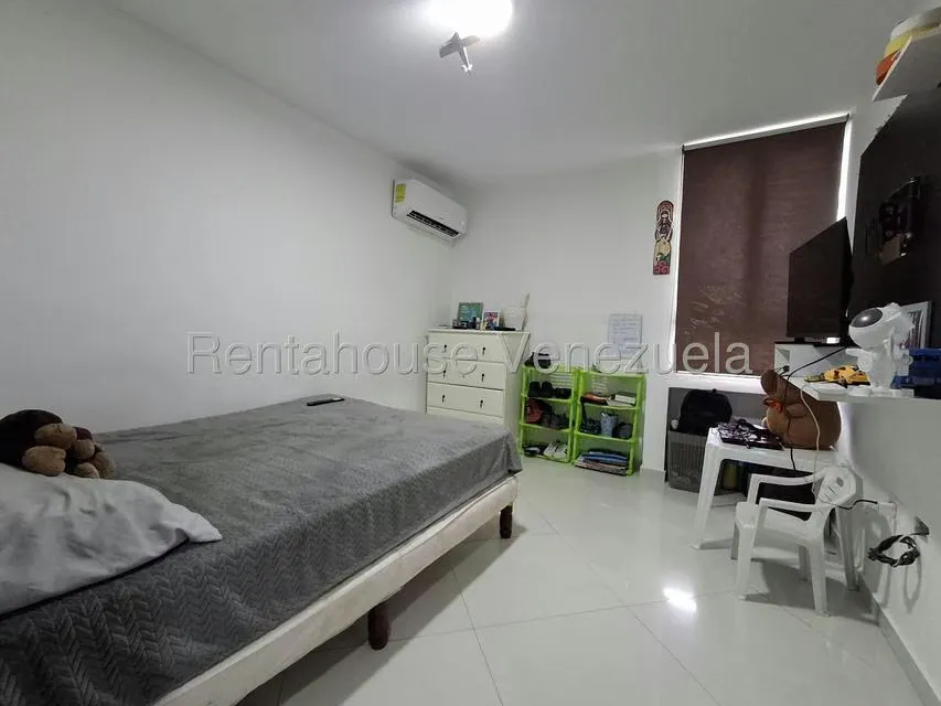 Apartamento (1 Nivel) en Venta en Sabanamar, Nueva Esparta - 13