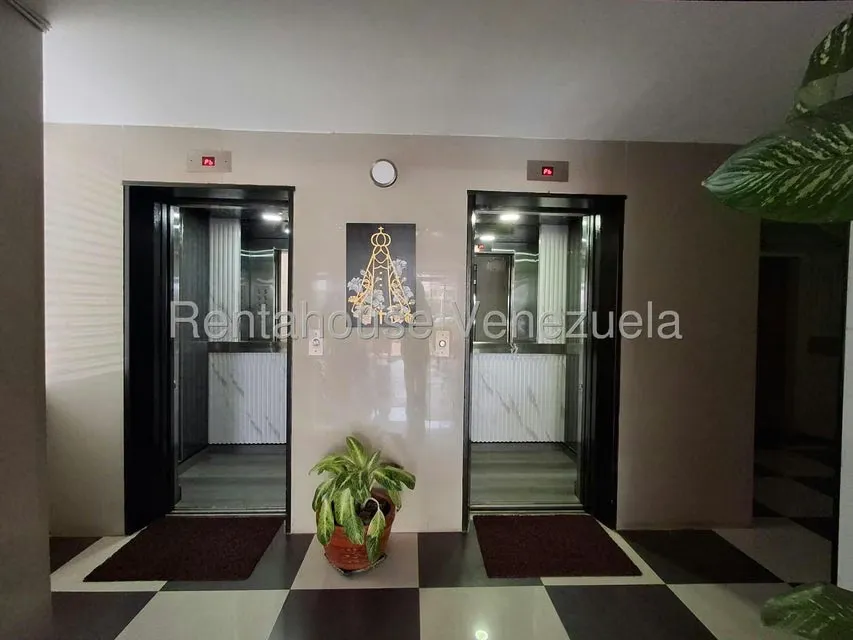 Apartamento (1 Nivel) en Venta en Sabanamar, Nueva Esparta - 19