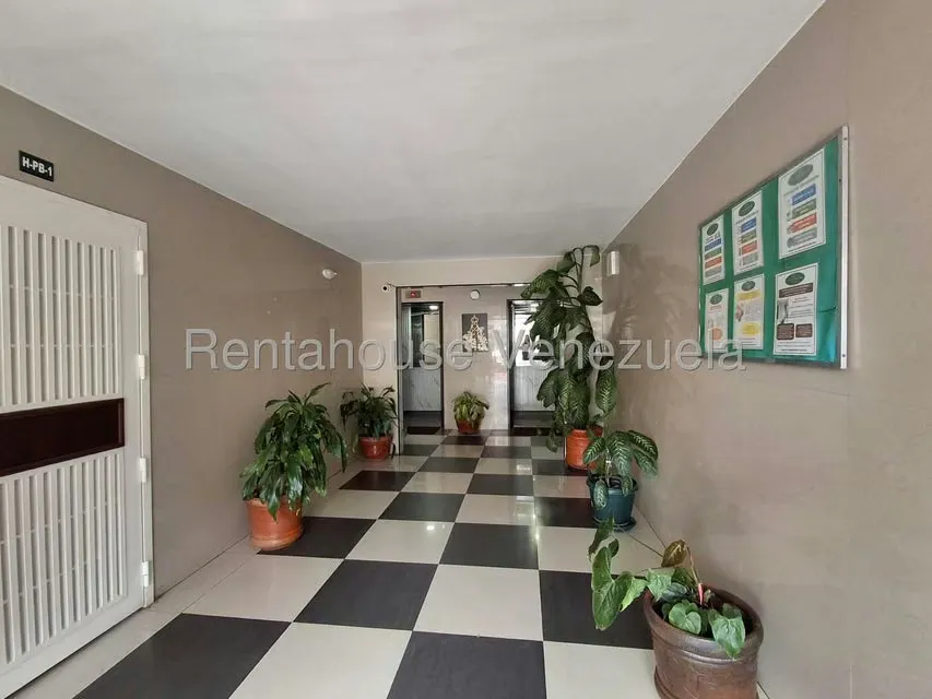 Apartamento (1 Nivel) en Venta en Sabanamar, Nueva Esparta - 3