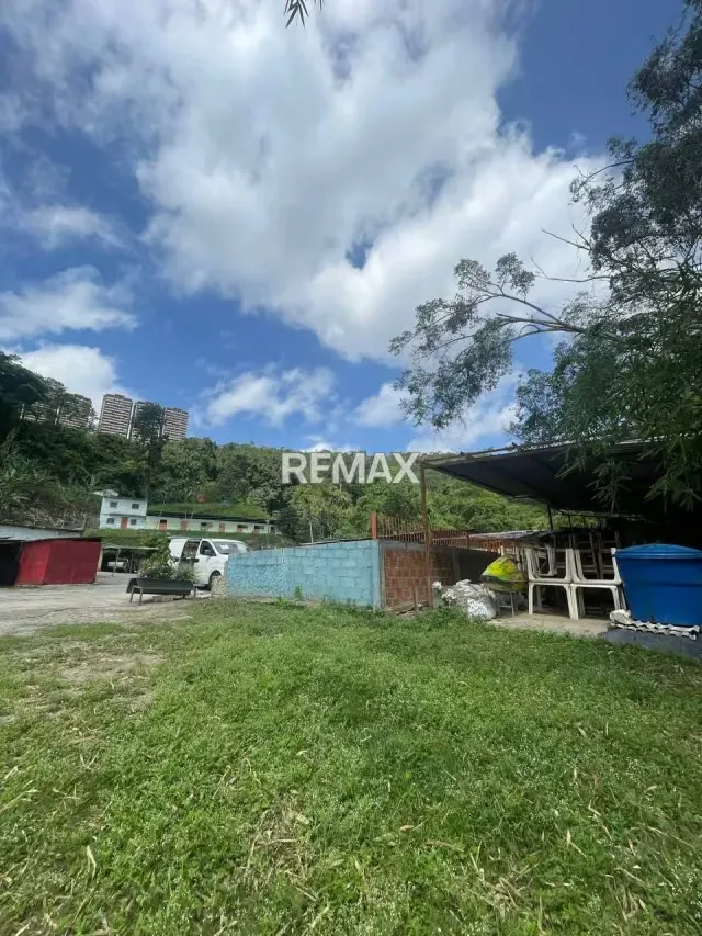 En Venta Exclusivo Terreno de Caballerizas con opción a Desarrollo Inmobiliario en Parque Caiza - 15