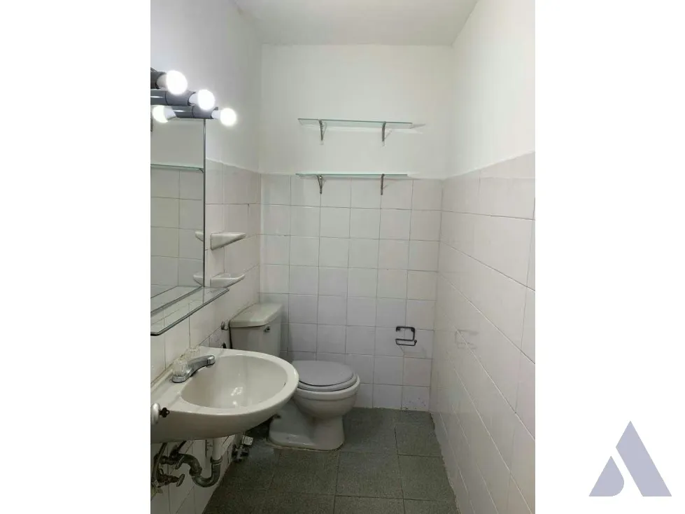 Alquilo anexo 65m2 Las Mercedes 6979 - 7