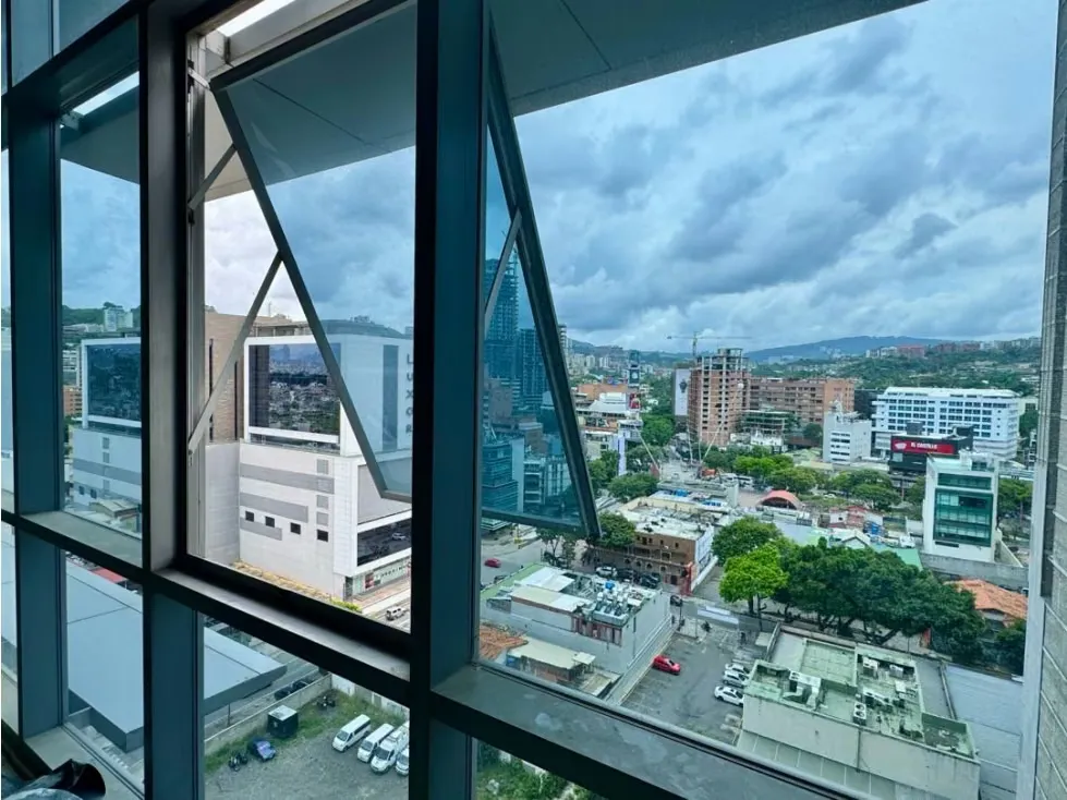 En Venta Oficina Doble Obra Gris Torre Madrid. Las Mercedes Caracas - 3