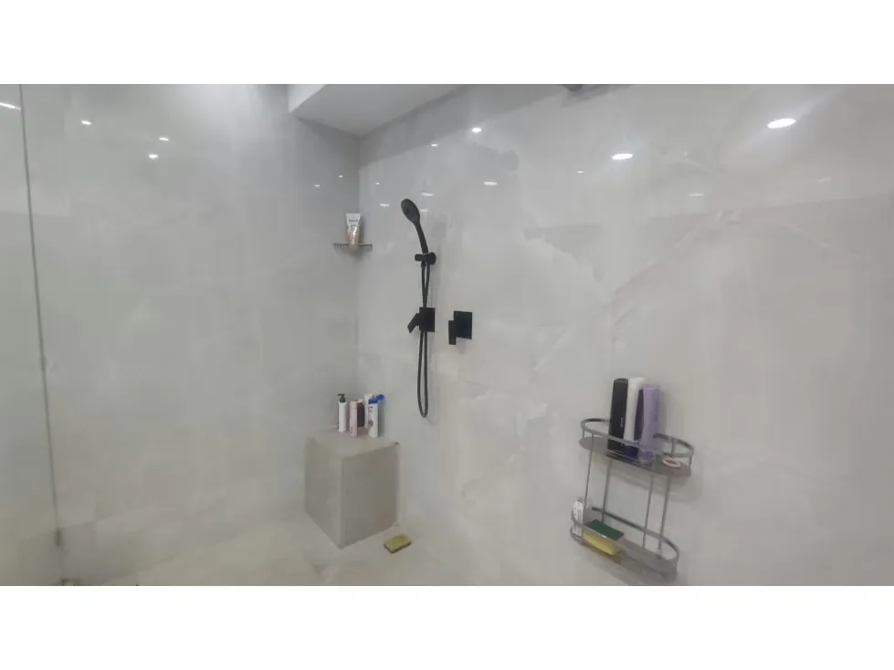Se vende Casa 1.400m² 5h+s/8b/7p Caurimare - 13