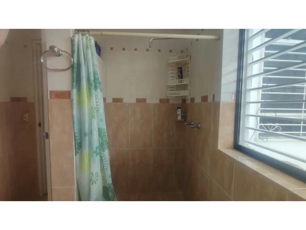 Se vende Casa 1.400m² 5h+s/8b/7p Caurimare - 17