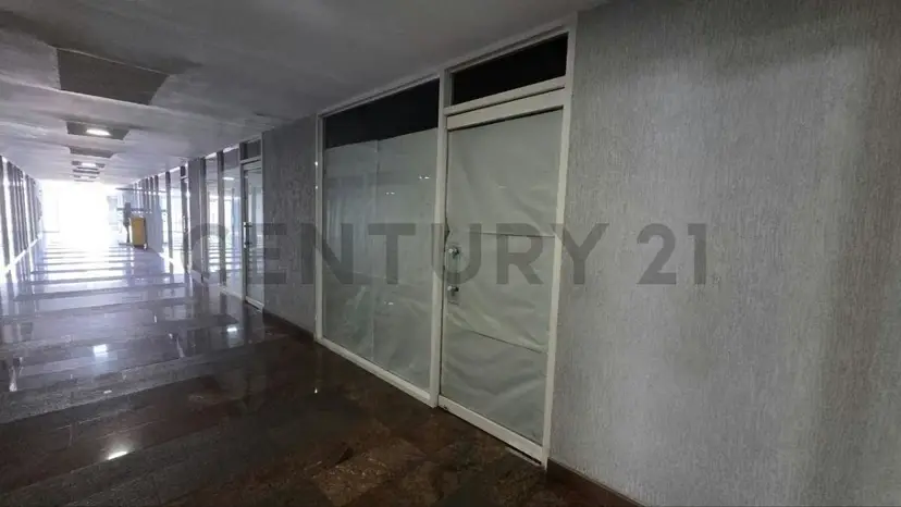 Local (Obra Gris) en Venta en la Torre BVC, Av. Intercomunal, Lecheria.