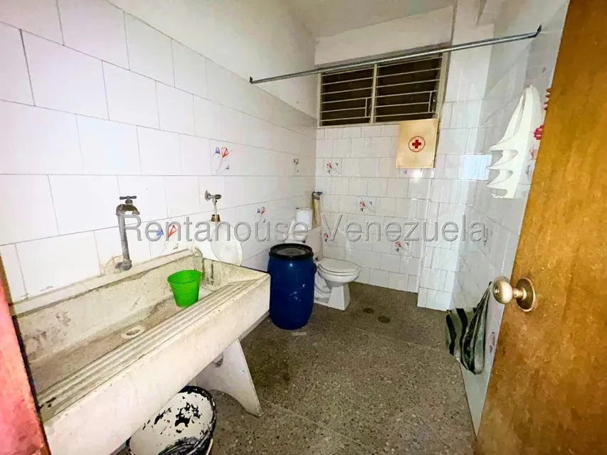 Local Comercial en Alquiler en Centro, Lara - 18