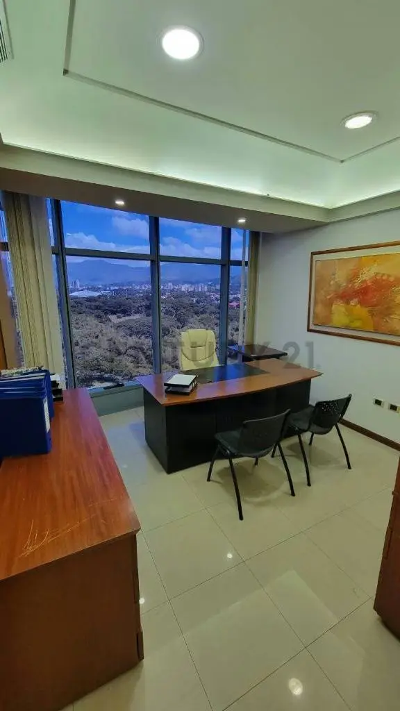 Venta de Oficina en la Torre Bod - 7