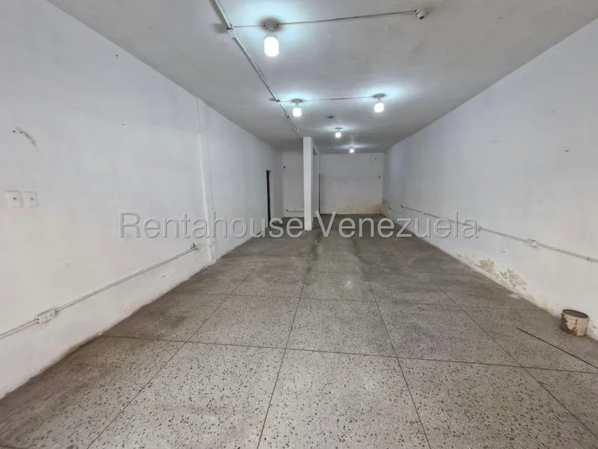 Comercial (Edificio) en Venta en Avenida Bolivar, Aragua - 16