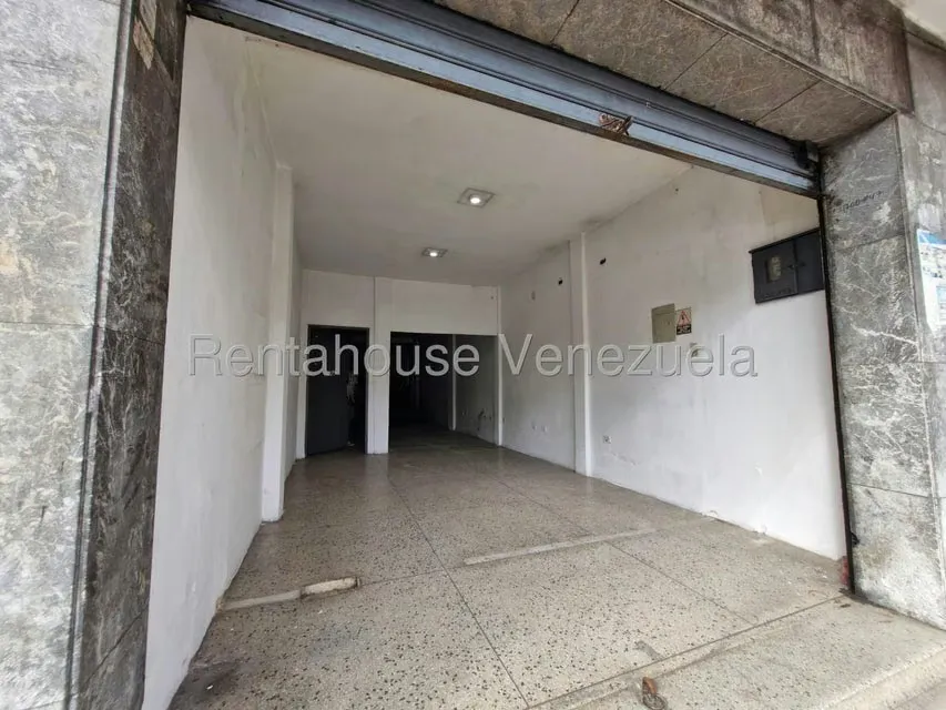 Comercial (Edificio) en Venta en Avenida Bolivar, Aragua - 3