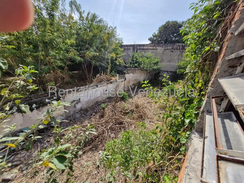 Comercial (Edificio) en Venta en Avenida Bolivar, Aragua - 35