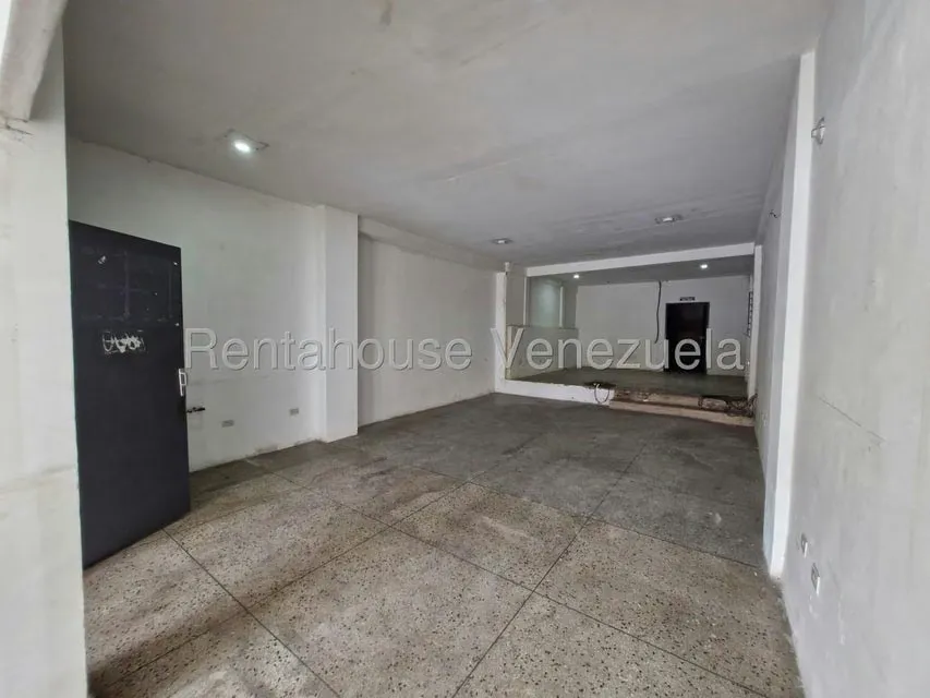 Comercial (Edificio) en Venta en Avenida Bolivar, Aragua - 5