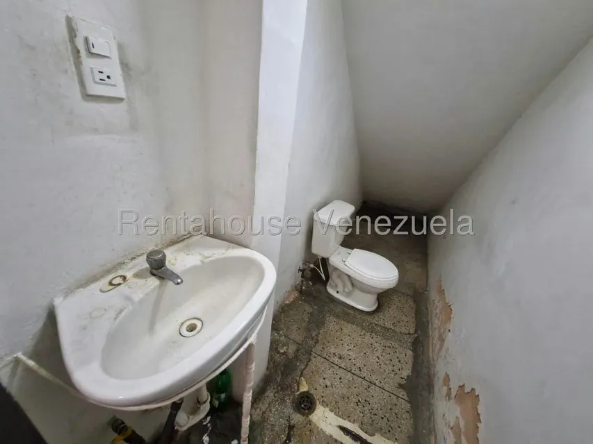 Comercial (Edificio) en Venta en Avenida Bolivar, Aragua - 7