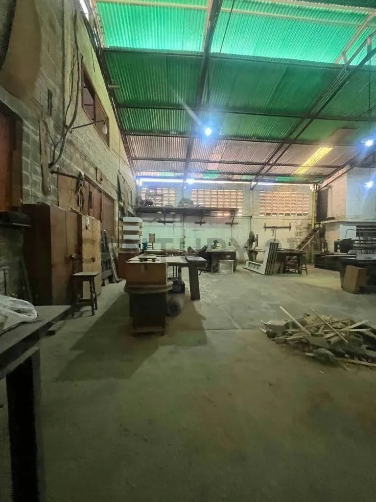 Alquiler de Galpón Comercial (ideal taller carpintero) Valencia, Carabobo - 11