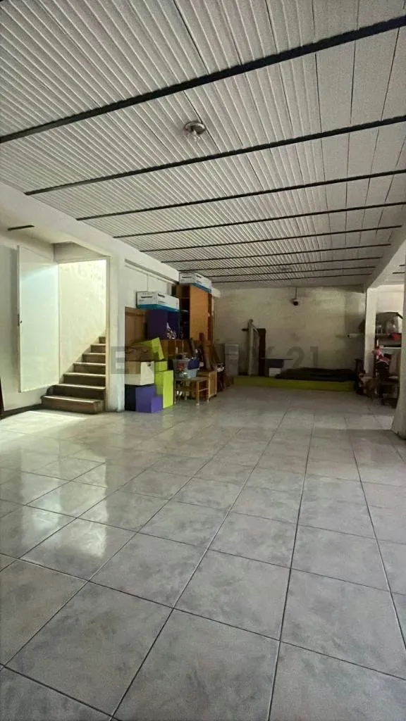 Alquiler de Galpón Comercial (ideal taller carpintero) Valencia, Carabobo - 3
