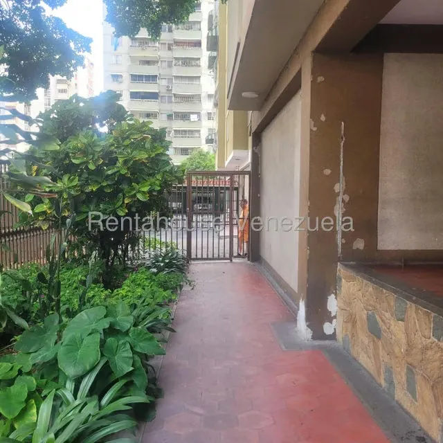 Apartamento (1 Nivel) en Venta en El Marques, Distrito Metropolitano - 12