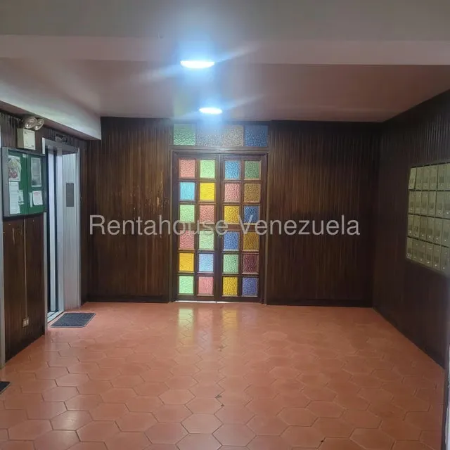 Apartamento (1 Nivel) en Venta en El Marques, Distrito Metropolitano - 13